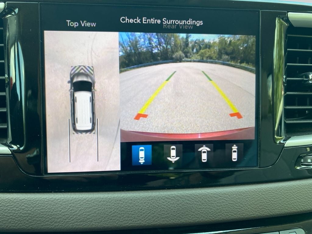 2020 Chrysler Pacifica Touring L Plus