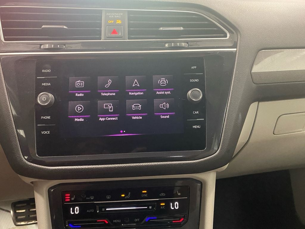 2024 Volkswagen Tiguan 2.0T SE R-Line Black