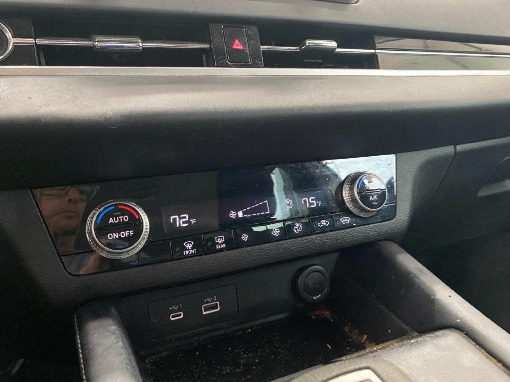 2022 Mitsubishi Outlander ES