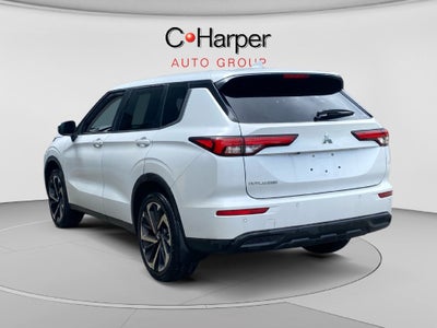 2022 Mitsubishi Outlander ES