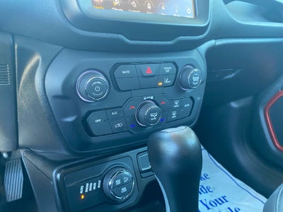 2023 Jeep Renegade Trailhawk