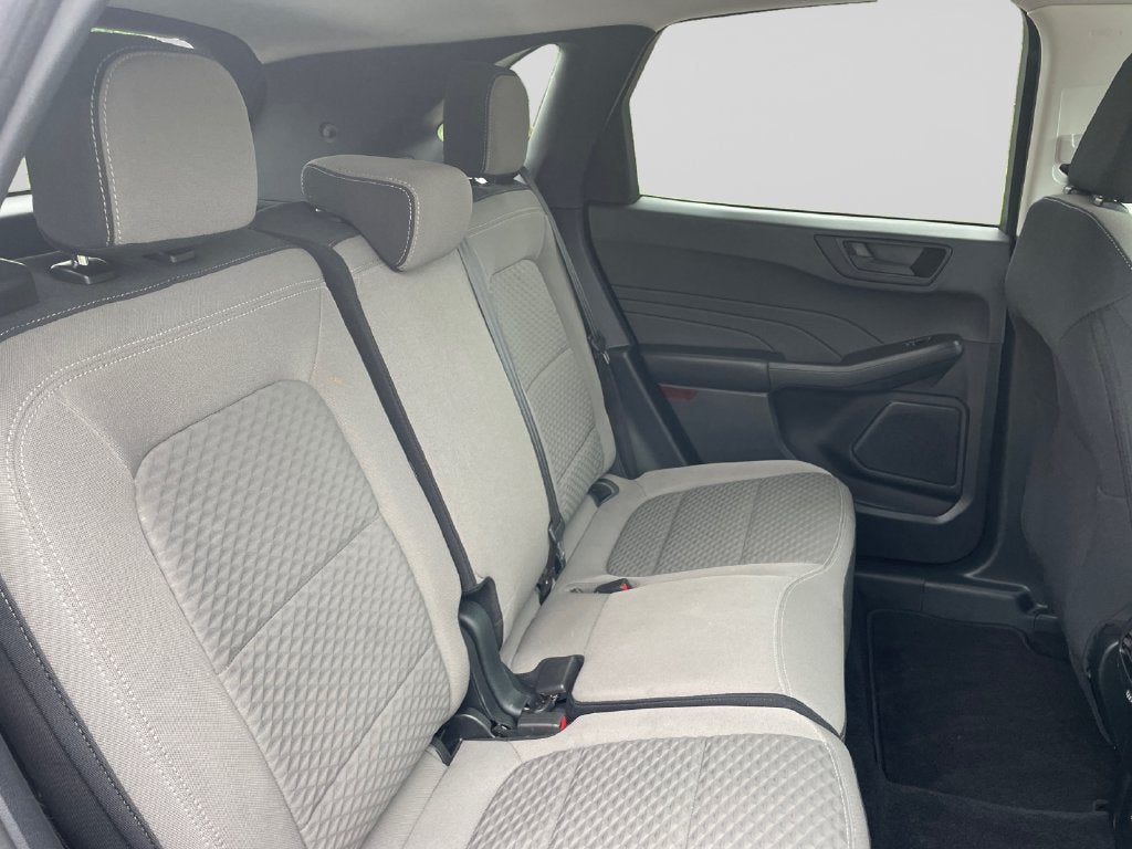 2022 Ford Escape Hybrid SE