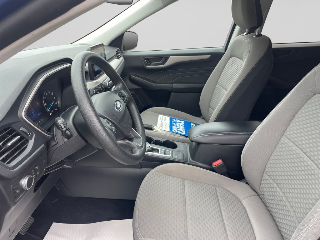 2022 Ford Escape Hybrid SE