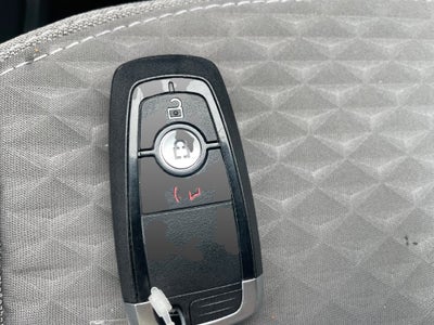 2022 Ford Escape Hybrid SE