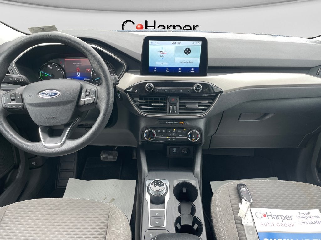 2022 Ford Escape Hybrid SE
