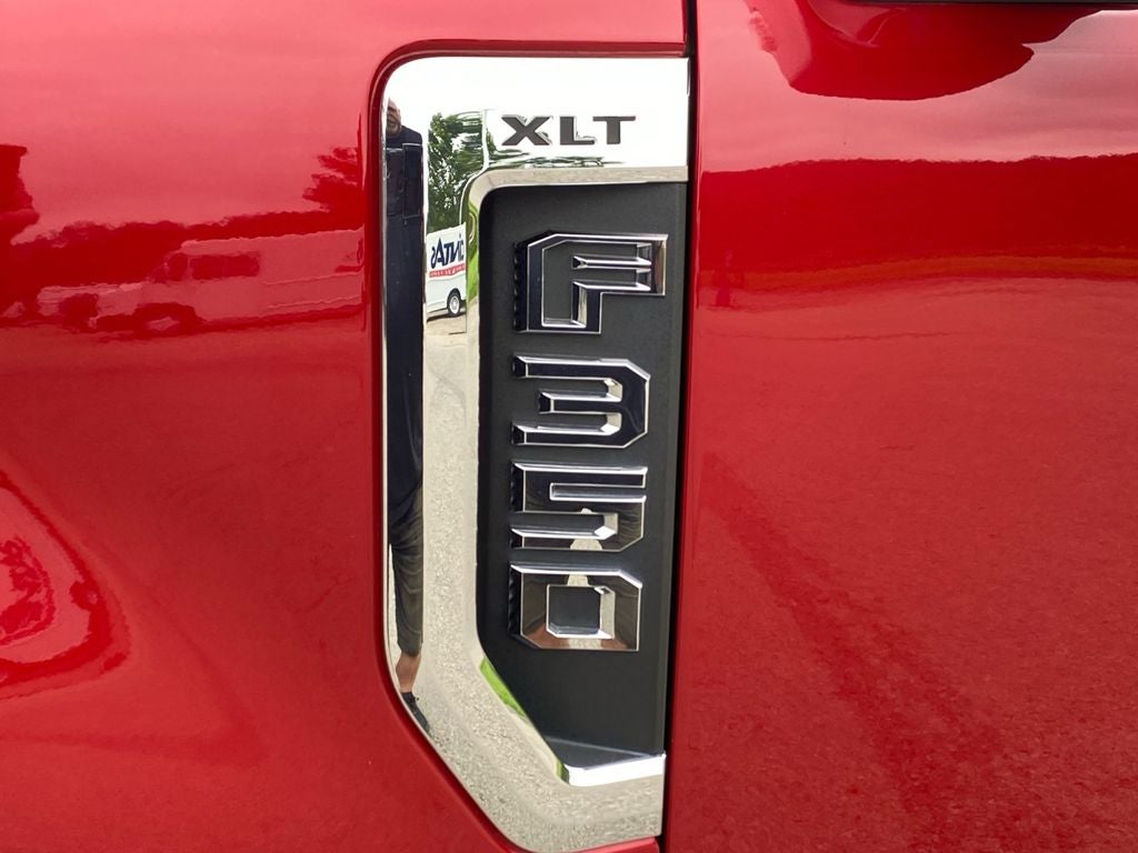 2022 Ford F-350SD XLT DRW