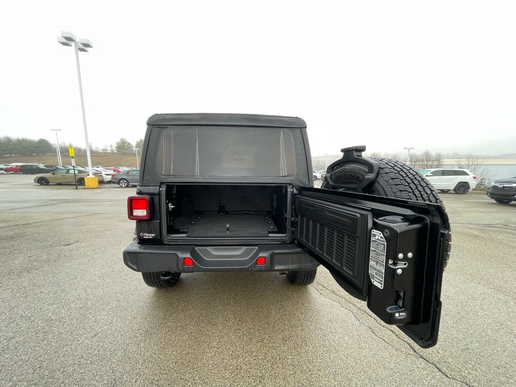 2022 Jeep Wrangler Unlimited Sahara