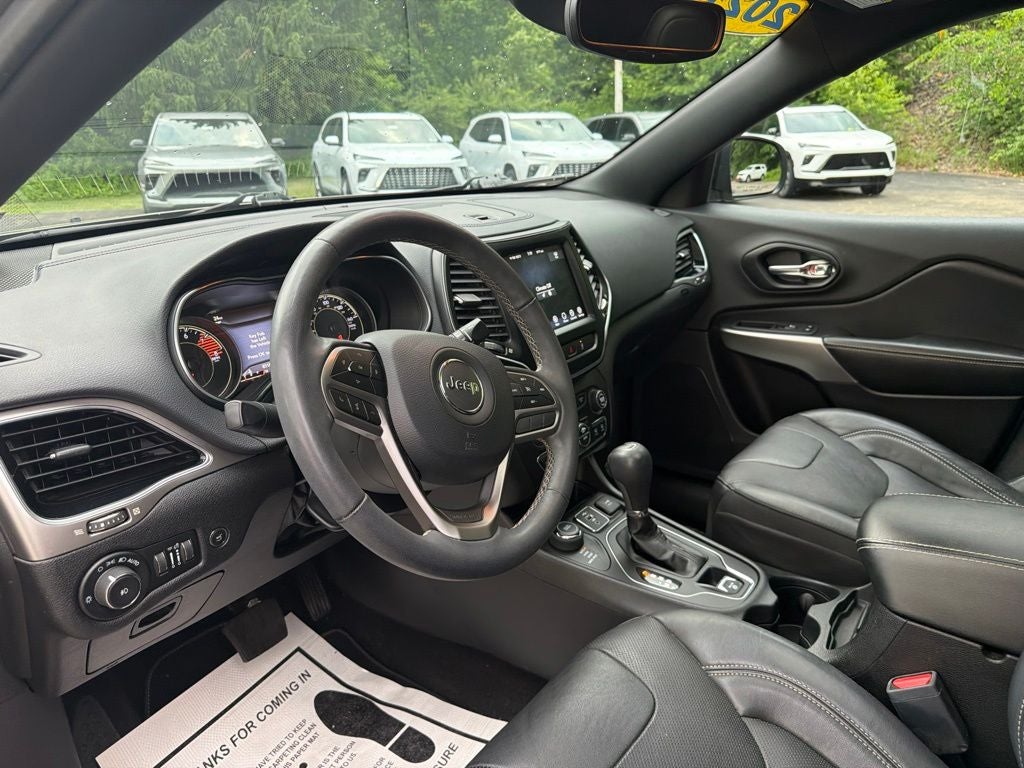 2021 Jeep Cherokee Latitude Lux
