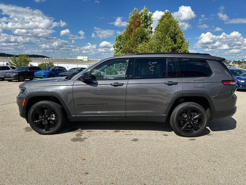 2023 Jeep Grand Cherokee L Altitude