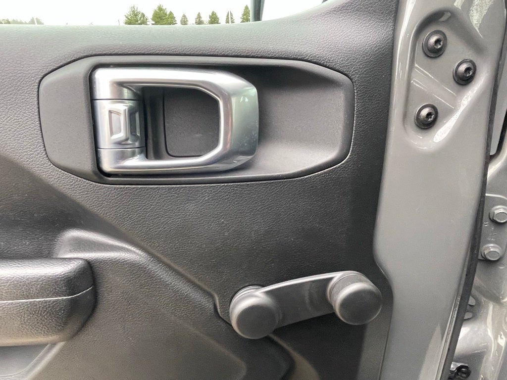 2022 Jeep Gladiator Sport