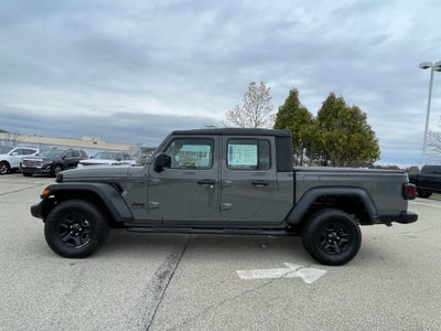 2022 Jeep Gladiator Sport