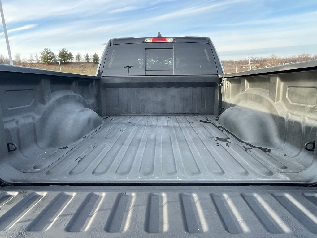 2022 RAM 1500 Big Horn/Lone Star NIGHT EDITION