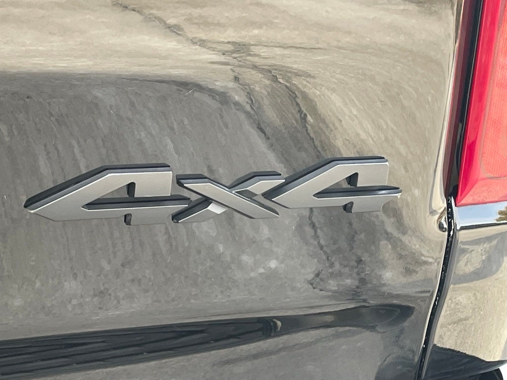 2022 RAM 1500 Big Horn/Lone Star NIGHT EDITION