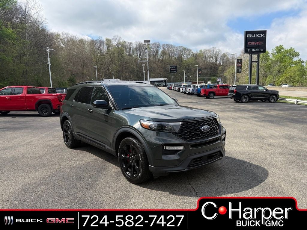 2022 Ford Explorer ST 4WD's photo