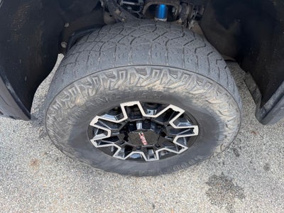 2024 GMC Sierra 2500HD AT4X