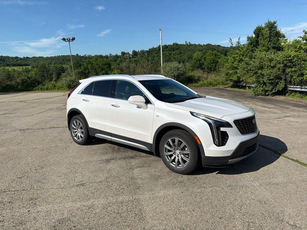 2020 Cadillac XT4 Premium Luxury