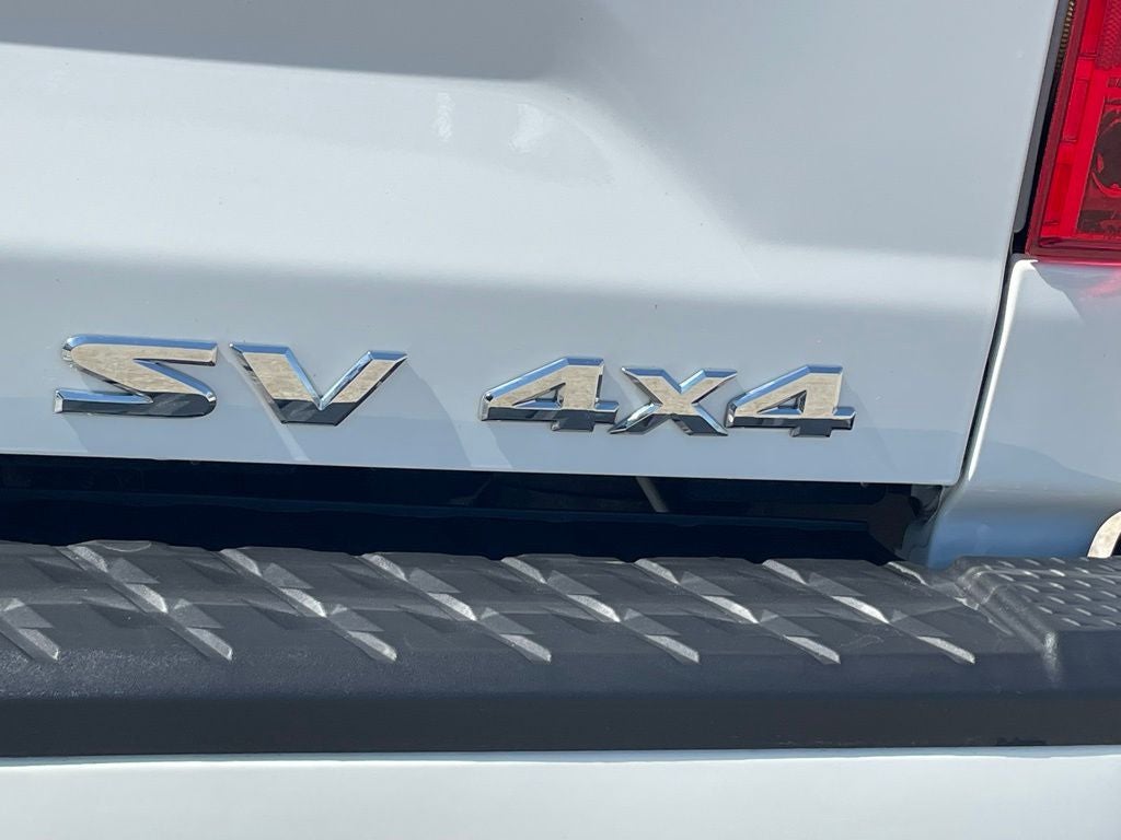 2024 Nissan Titan SV