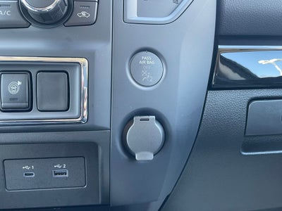 2024 Nissan Titan SV