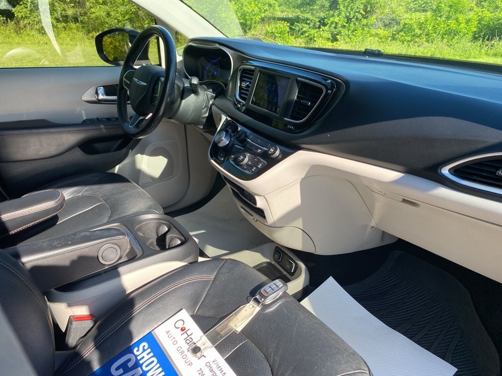 2020 Chrysler Pacifica Touring L