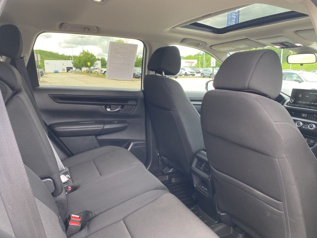 2025 Honda CR-V EX - Photo 13