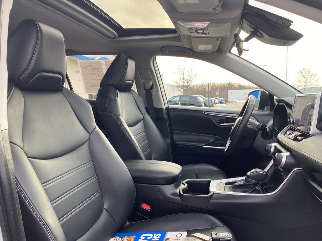 2023 Toyota RAV4 XLE Premium