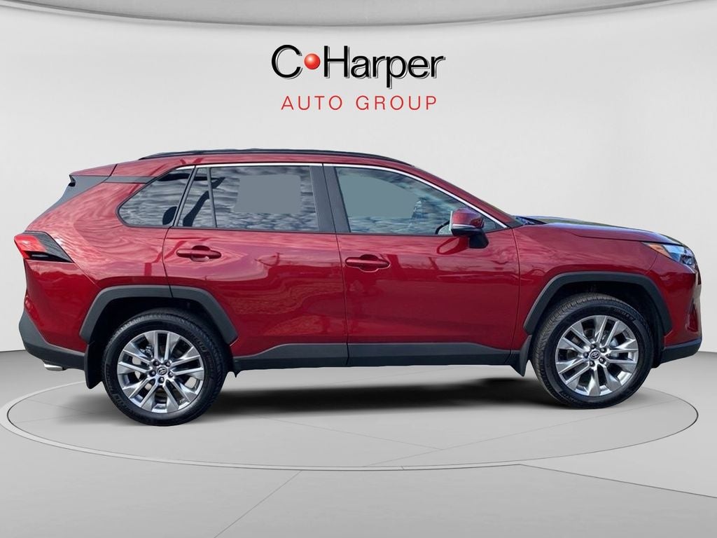 2025 Toyota RAV4 XLE Premium