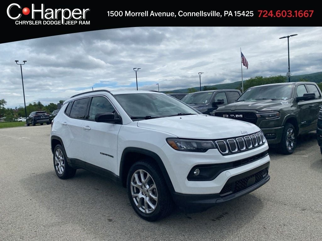 2022 Jeep Compass Latitude Lux 4X4's photo