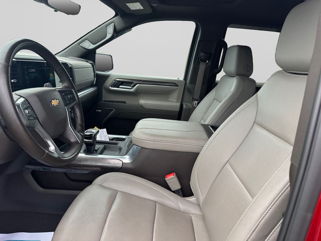 2025 Chevrolet Silverado 1500 LTZ