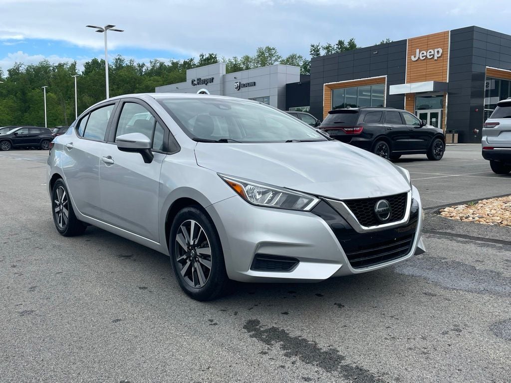 2021 Nissan Versa 1.6 SV CVT's photo