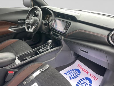 2023 Nissan Kicks SR