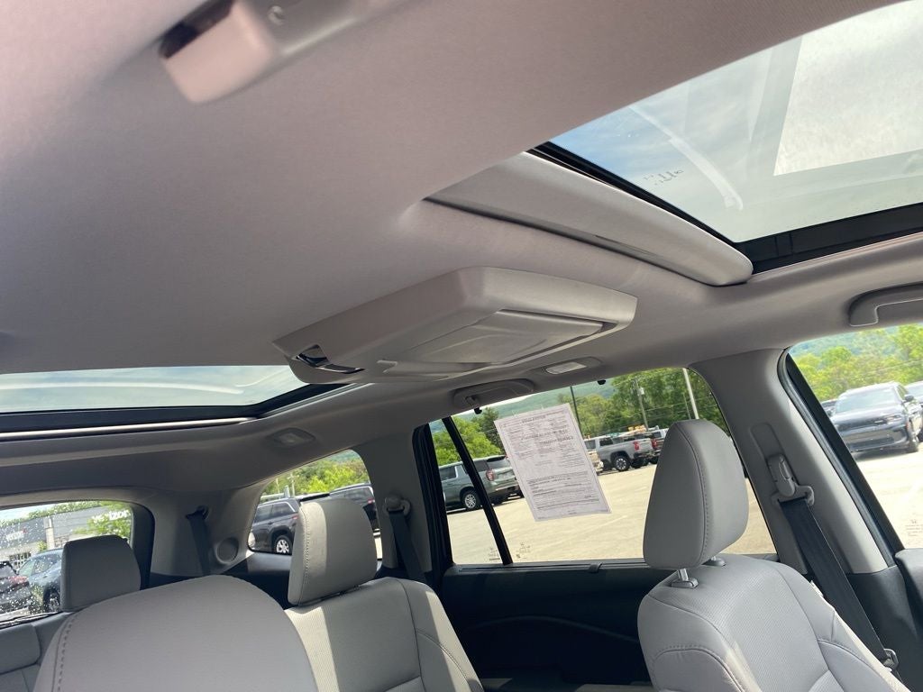 2022 Honda Pilot Elite