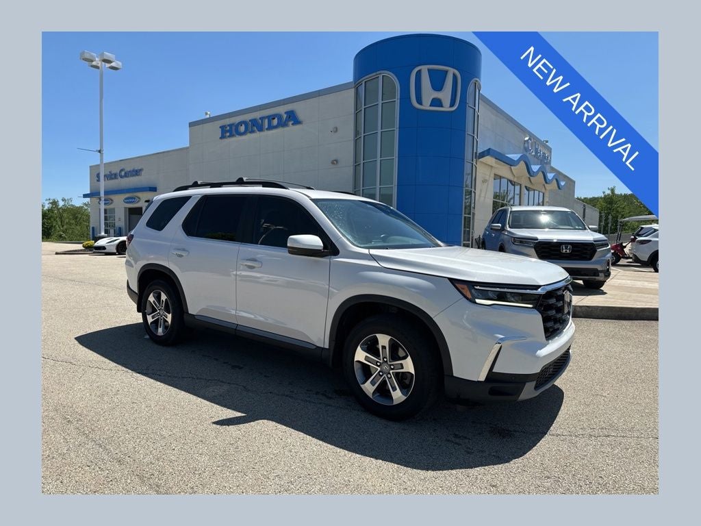 2023 Honda Pilot EX-L 8-Occupant AWD's photo
