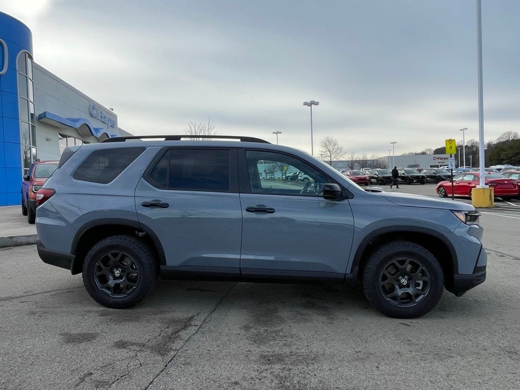 2025 Honda Pilot TrailSport