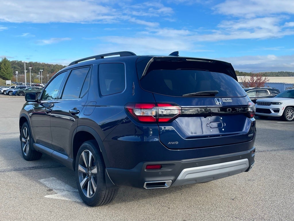2025 Honda Pilot Touring