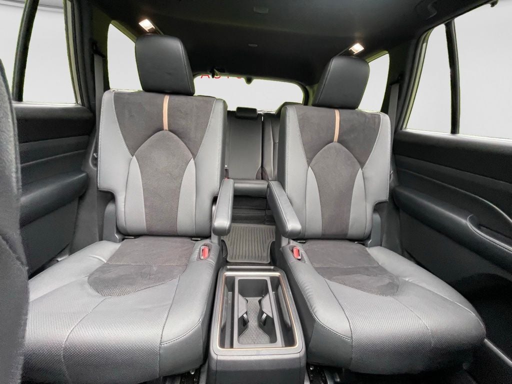 2025 Toyota Grand Highlander Hybrid MAX Platinum