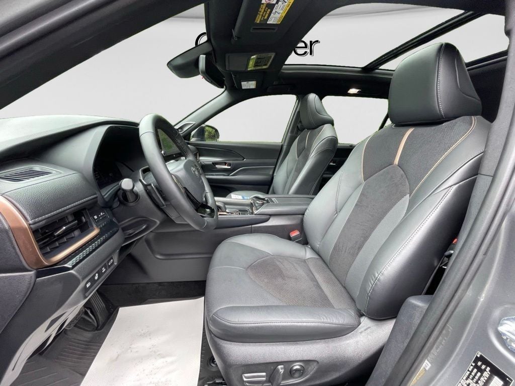 2025 Toyota Grand Highlander Hybrid MAX Platinum