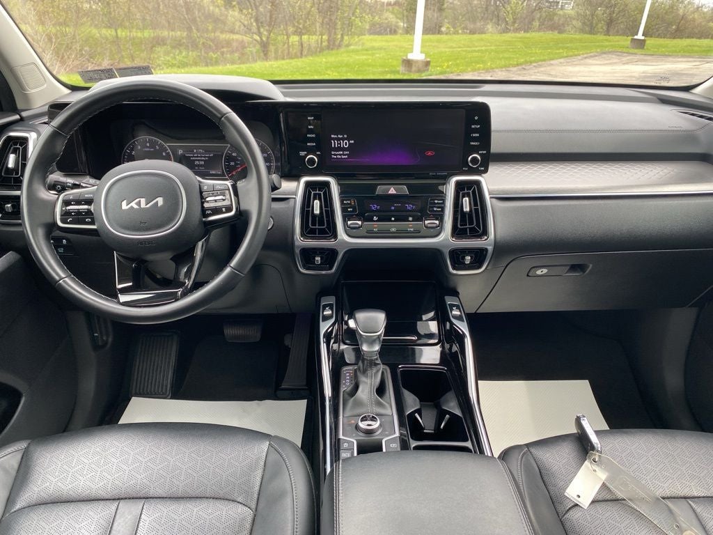 2022 Kia Sorento SX