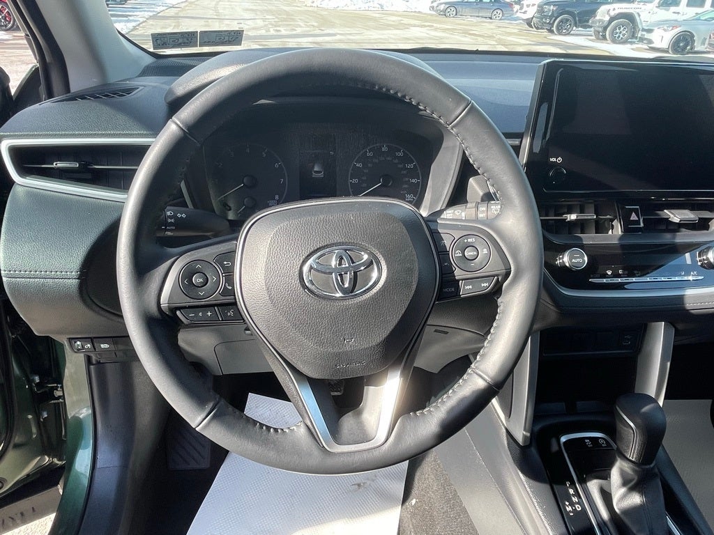 2024 Toyota Corolla Cross LE