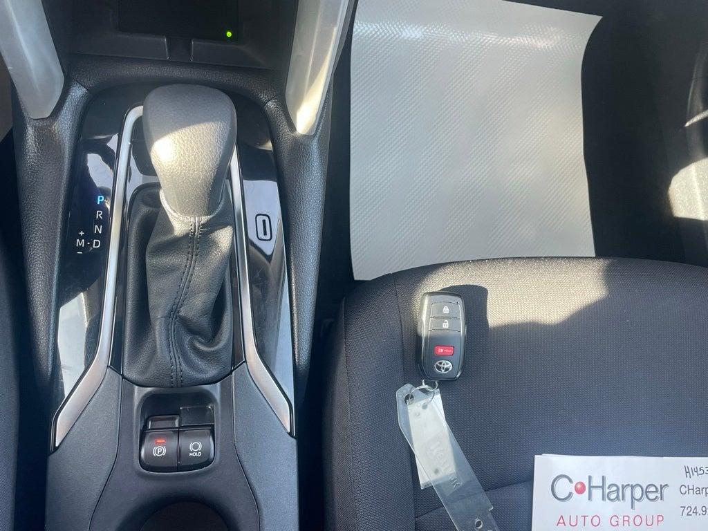 2024 Toyota Corolla Cross LE