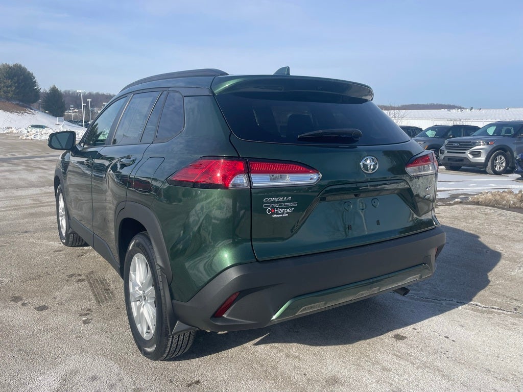 2024 Toyota Corolla Cross LE