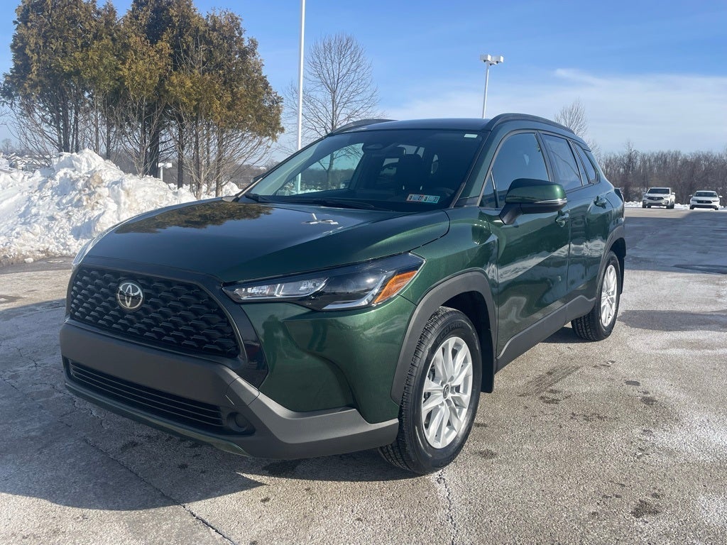 2024 Toyota Corolla Cross LE