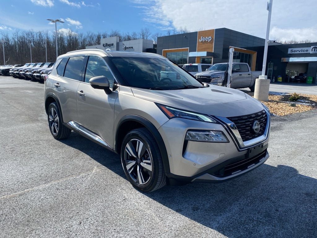 2023 Nissan Rogue SL AWD's photo