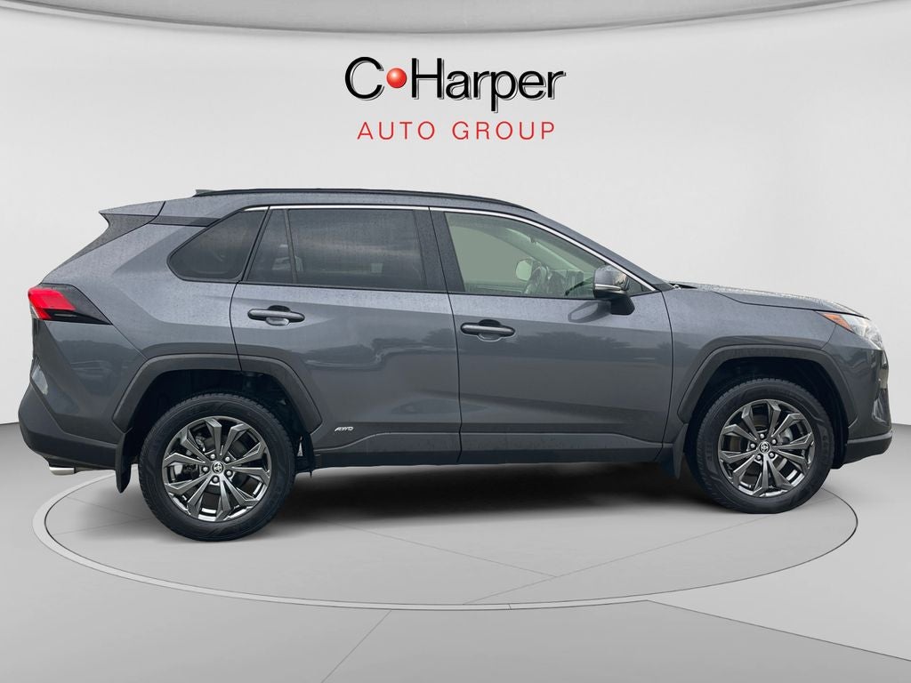 2022 Toyota RAV4 Hybrid XLE Premium