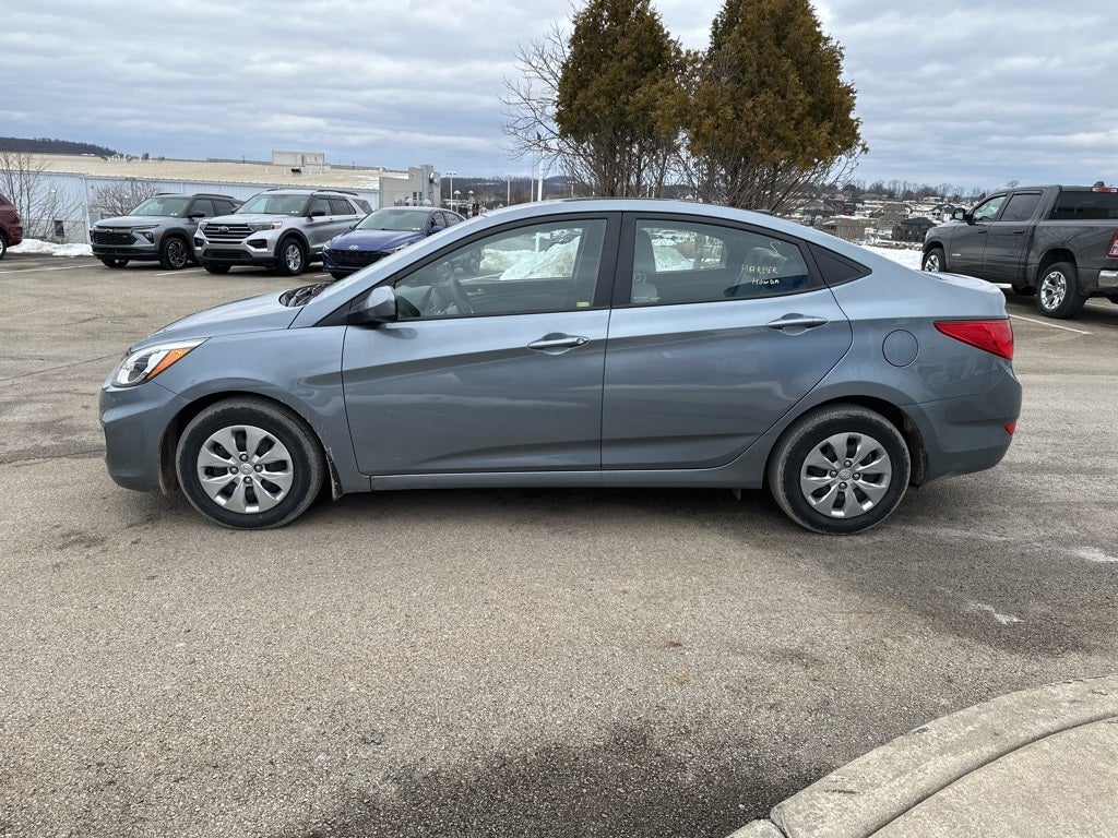 2017 Hyundai Accent SE