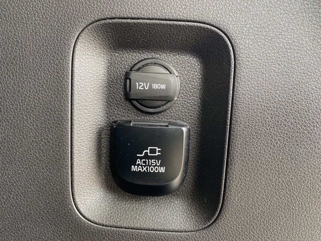 2022 Kia Carnival SX