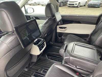 2022 Kia Carnival SX