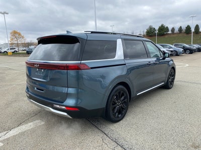 2022 Kia Carnival SX