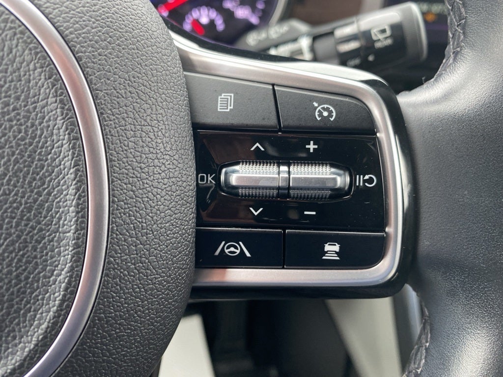 2022 Kia Carnival SX