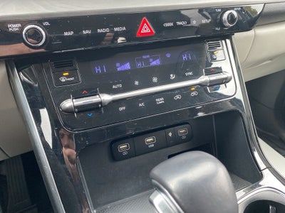 2022 Kia Carnival SX