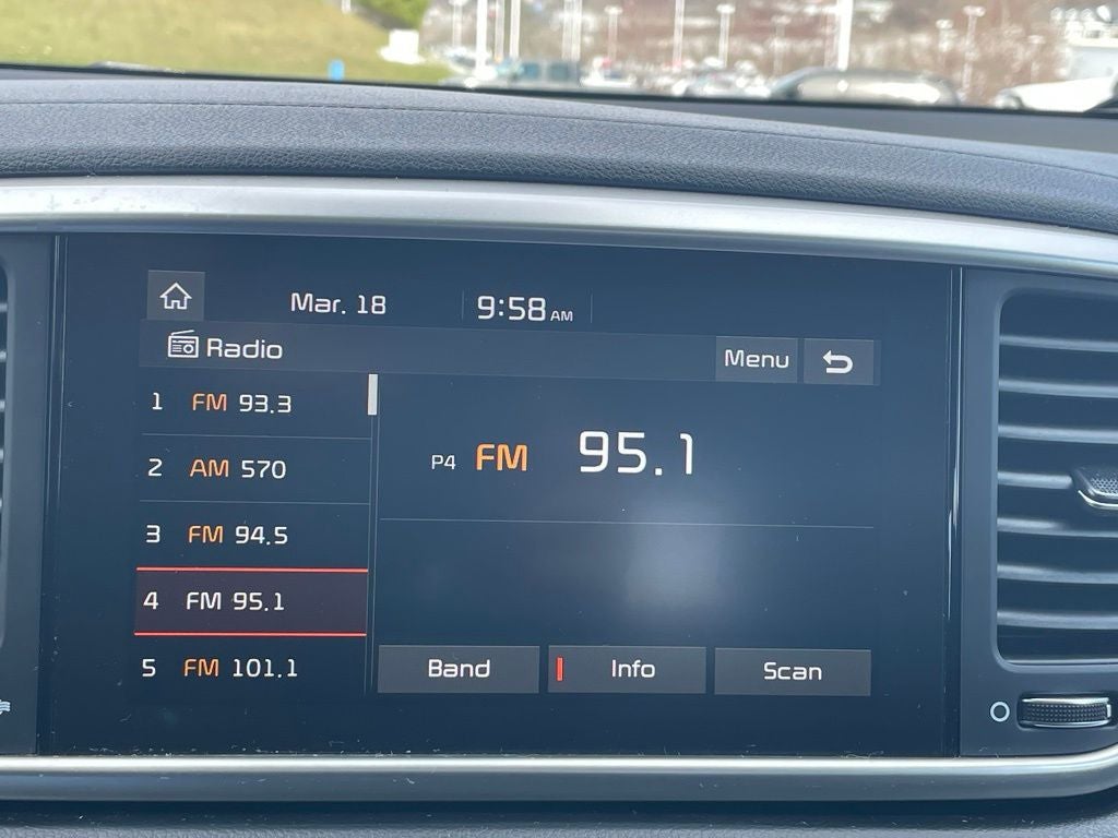 2022 Kia Sportage LX